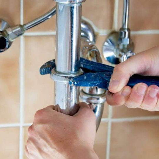 تعرف-كيف-تقوم-بإصلاح-تسرب-المياه جعفر شوب