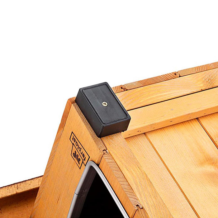 بيت كلب خشبي كبير من Ferplast