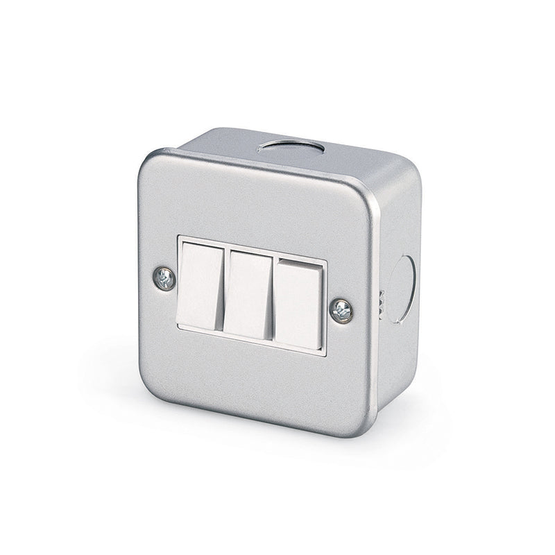 10 Amp Metal Three-Way Switch - SCAME