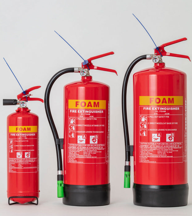 طفاية حريق فوم لإطفاء حرائق المواد القابلة للاشتعال الفعالة والمتعددة الاستخدامات.