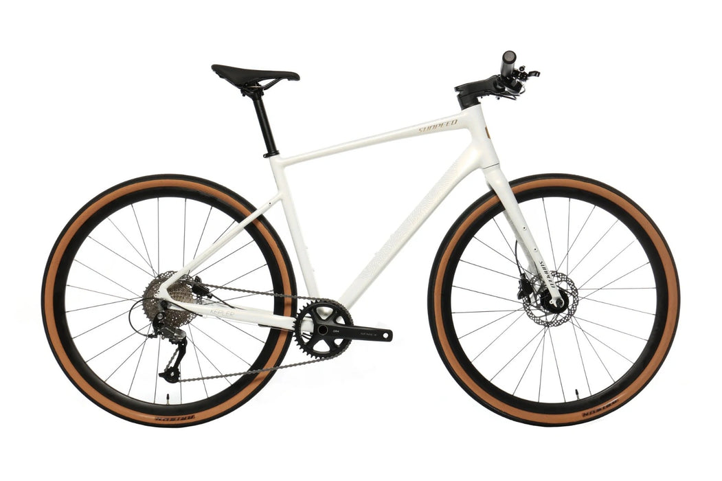 دراجة هوائية SUNPEED KEPLER 700C بإطار ألمنيوم خفيف ونظام SHIMANO 9 سرعات