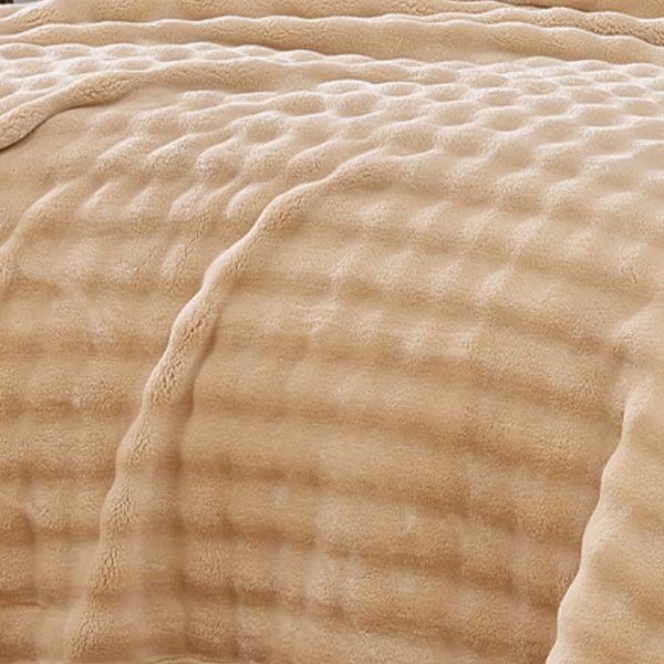 بطانية مفرد من ARMN Veloura بيج داكن، بوليستر 100%، قياسات 160 * 200 سم، تصميم دافئ وعزل حراري ممتاز.