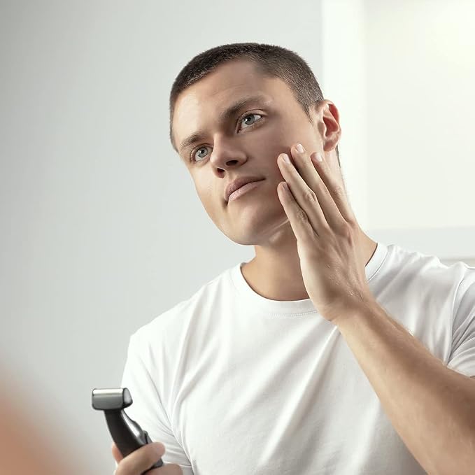 ماكينة حلاقة متكاملة 5 في 1 بريسيجن كير إكستريم (PrecisionCare Extreme 5in1) مقاومة للماء IPX5 من Cecotec