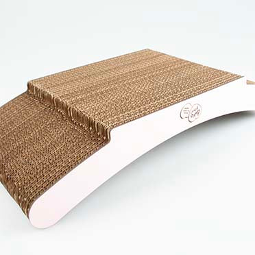 لوح خدش Sweeny swing وردي للقطط من Duvo