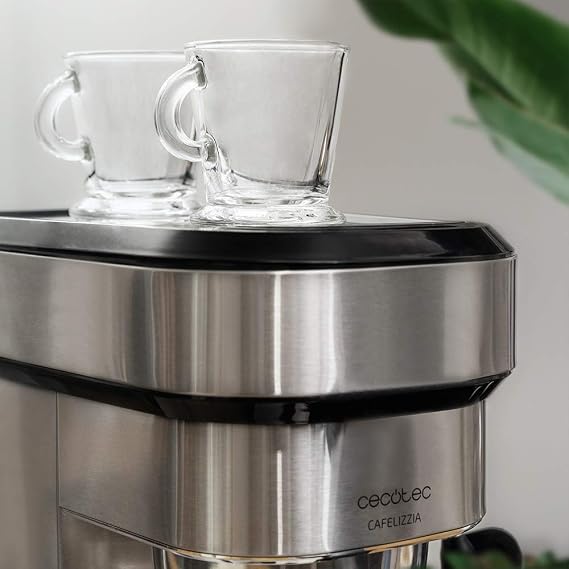 ماكينة قهوة إسبرسو كافيليزيا 790 ستيل (Cafelizzia 790 Steel) بقدرة 1350 واط وضغط 20 بار من Cecotec