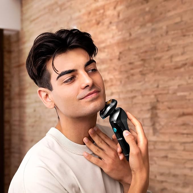 ماكينة حلاقة 10 في 1 بريسيجن كير تويست جرووم (PrecisionCare TwistGroom 10in1) بشفرات تيتانيوم من Cecotec
