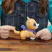 فورريل بيالوتس ليل واغز - تاببي، رفيق ممتع للأطفال مع حبل قصير وزجاجة مياه. من هاسبرو