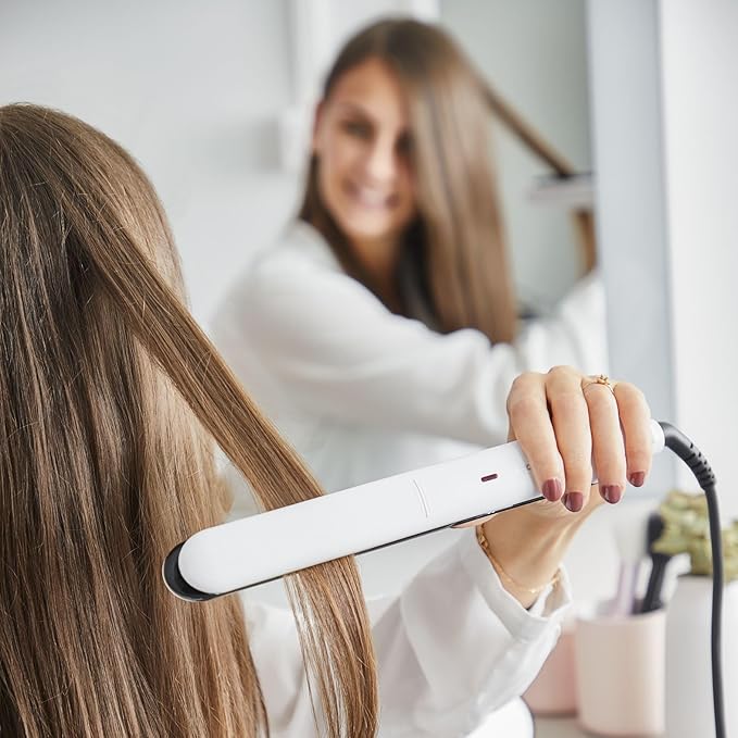 ستريت الشعر STRAIGHTNER OPTILISS 2 بتقنية متقدمة ودرجة حرارة من 130 إلى 230 من تيفال