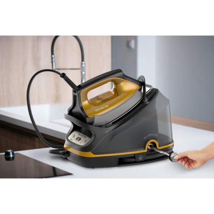 مكواة بخار عالي الضغط 2200 واط، ضغط 6.4 بار، تصميم مدمج ونتائج احترافية
