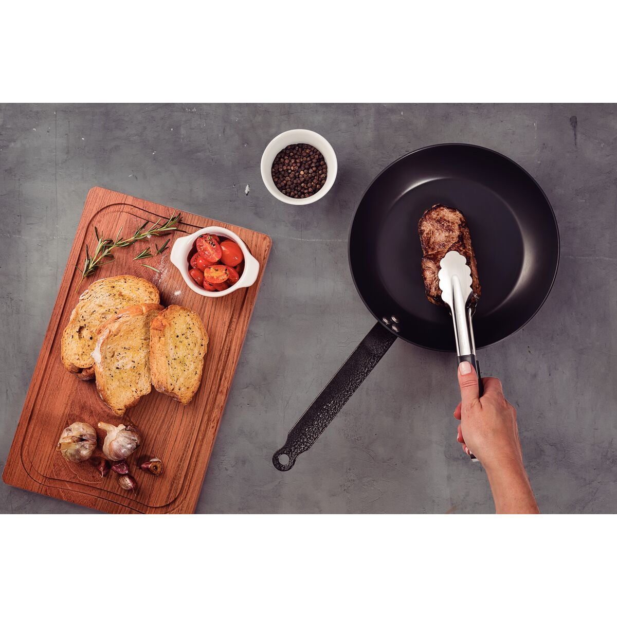 Tramontina Utilita 30cm Food Tongs - Grey Tramontina Utilita 30cm Food Tongs - Grey