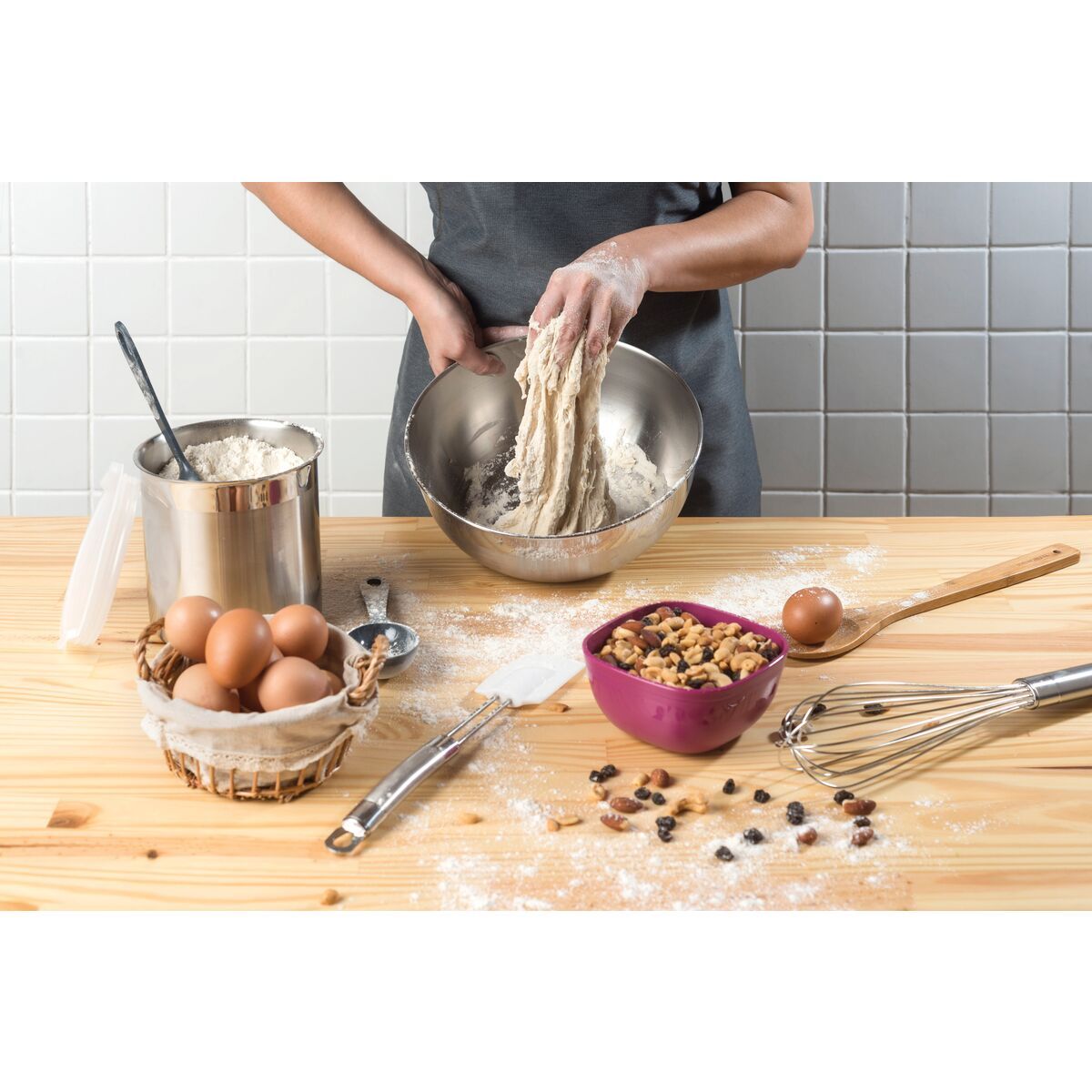 Tramontina Freezinox 3.4L Round Steel Food Container Tramontina Freezinox 3.4L Round Steel Food Container