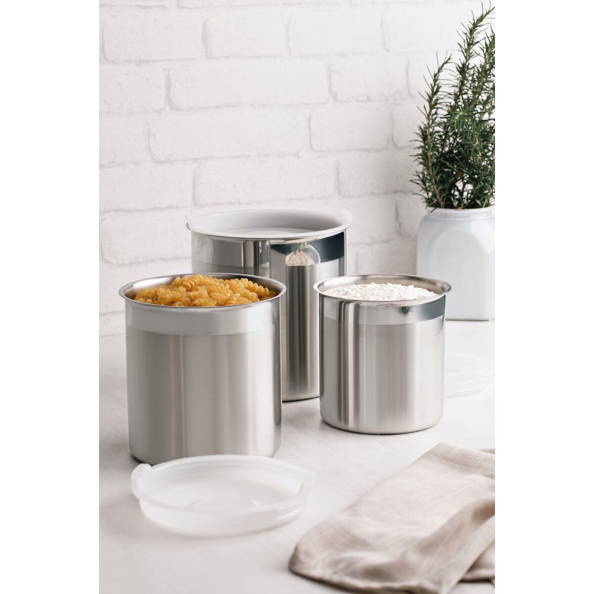 Tramontina Freezinox 3.4L Round Steel Food Container Tramontina Freezinox 3.4L Round Steel Food Container