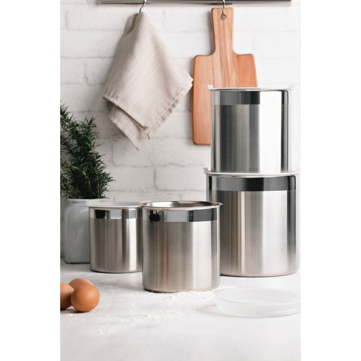 Tramontina Freezinox 3.4L Round Steel Food Container Tramontina Freezinox 3.4L Round Steel Food Container