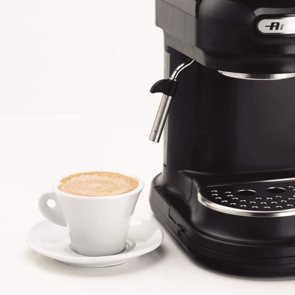 Ariete Moderna Espresso Machine - Black Ariete Moderna Espresso Machine - Black