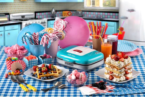 صانعة وافل 700 واط، سطح مانع للالتصاق، أزرق