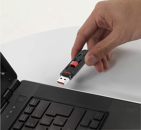 فلاشة وحدة تخزين سانديسك كروزر جلايد 128 جيجابايت بمنفذ USB 3.0 ونقل سريع جدا للبيانات من SanDisk