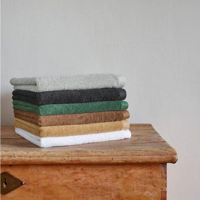 بشكير ضيوف بيج من Aquanova Oslo - قياس 30 * 50 سم