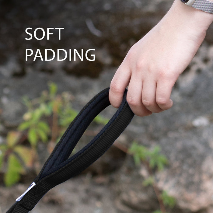 مقود نايلون أسود 120 سم بمقبض مبطن للكلاب من Ferplast