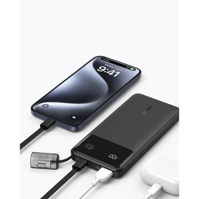 باور بانك A1384H21 سعة 20000MAH مع USB-C مدمج وشحن PD 30W من Anker