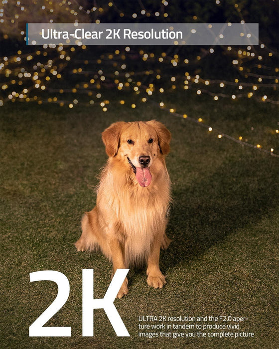 كاميرا خارجية برو بدقة 2K مع كشاف مدمج للرؤية الليلية الملونة من Anker