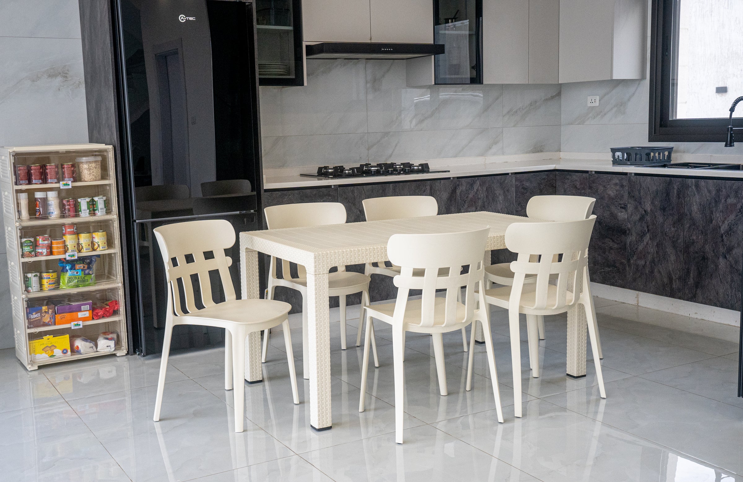 Samba Plastic Glory Chair for Home and Garden Use Samba Plastic Glory Chair for Home and Garden Use