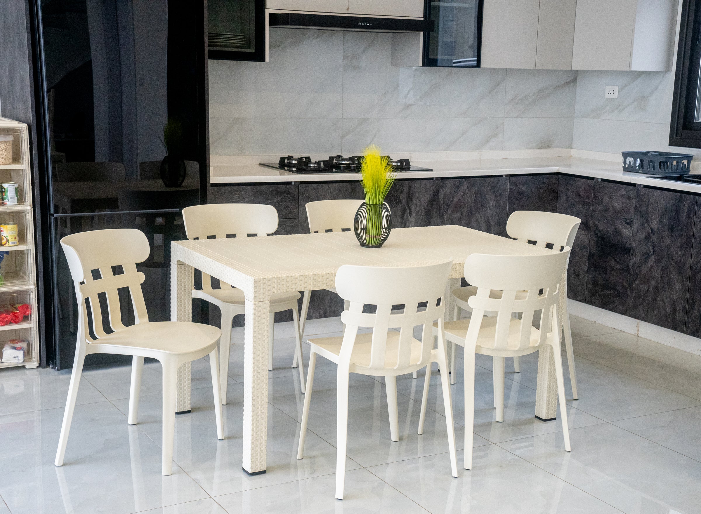 Samba Plastic Glory Chair for Home and Garden Use Samba Plastic Glory Chair for Home and Garden Use