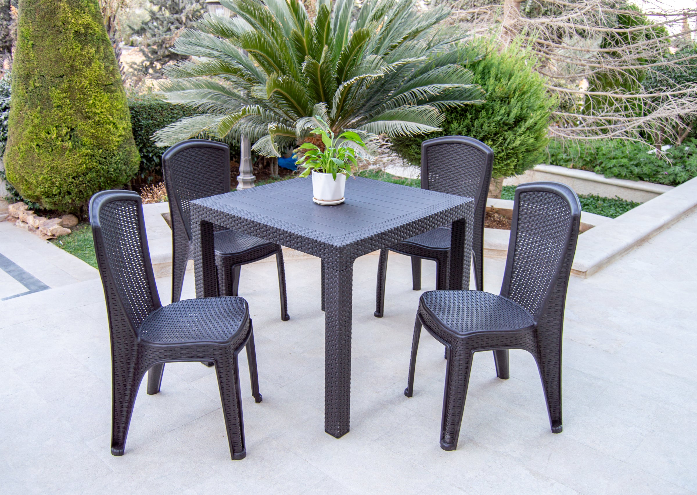 Samba's practical plastic rattan chair Samba's practical plastic rattan chair