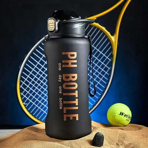 مطرة ماء رياضية سعة 2200 مل من تصميم مبتكر ومريح – تعزز الصحة والطاقة طوال اليوم