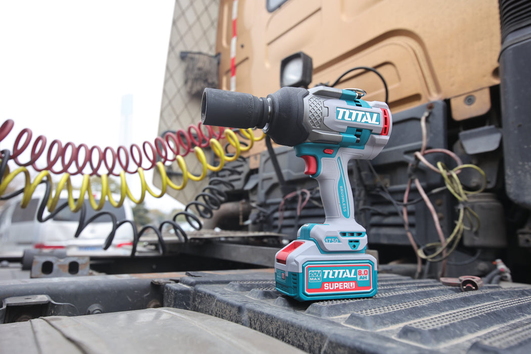 دريل بوكسات لاسلكي بقوة عزم 1750 نيوتن متر من توتال