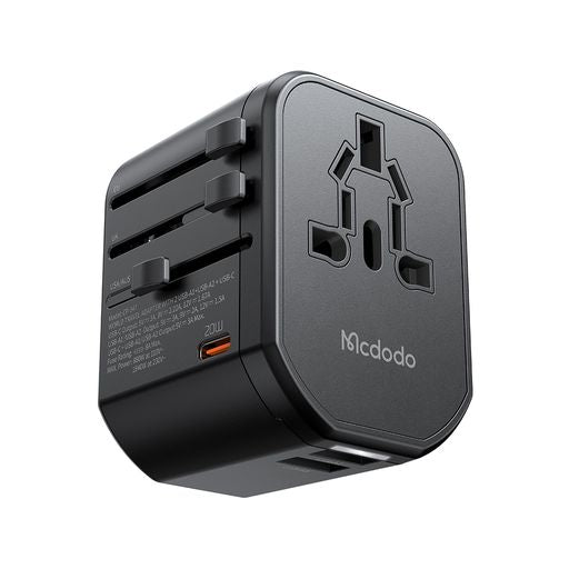 محول سفر عالمي 20W 1C+2A+1AC مع شحن سريع وتصميم خفيف الوزن للمسافرين من Mcdodo