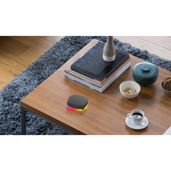 متكلم لاسلكي فيليبس أسود بتقنية بلوتوث وتصميم مدمج