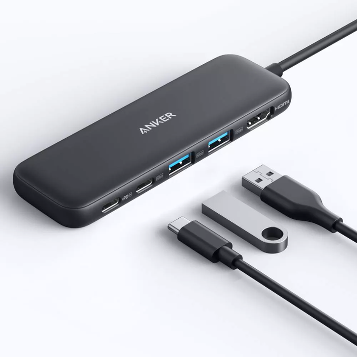 محور USB-C 5 في 1 بمدخل 100W وشحن تمريري وإخراج فيديو 4K من Anker