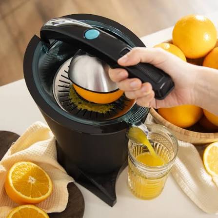 عصارة حمضيات بذراع ضغط إسينشال فيتا هايدن (EssentialVita Hyden) ستانلس ستيل بقدرة 600 واط من Cecotec