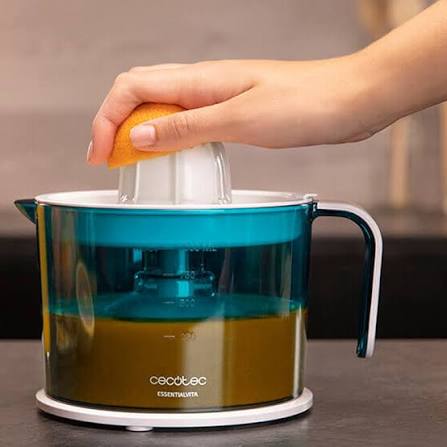 عصارة حمضيات كهربائية إسينشال فيتا أداجست (EssentialVita Adjust) بقدرة 40 واط باللون الأبيض من Cecotec