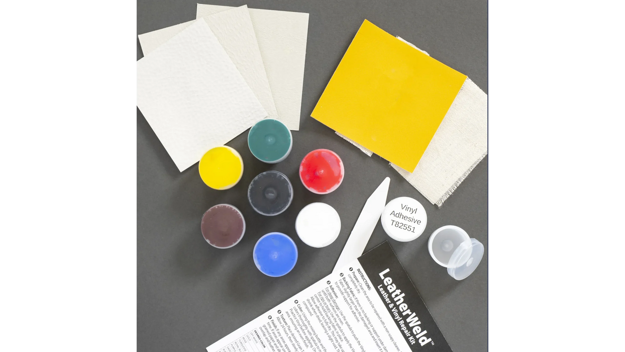 طقم إصلاح الجلد والفينيل LeatherWeld™ يجف بالهواء يصلح حتى 2 بوصة