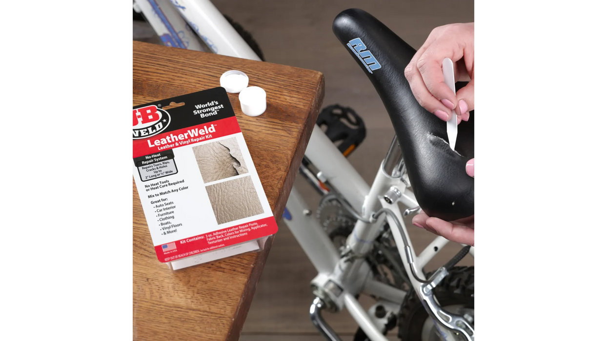 طقم إصلاح الجلد والفينيل LeatherWeld™ يجف بالهواء يصلح حتى 2 بوصة