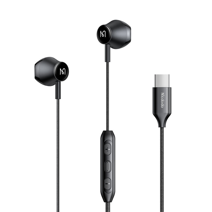سماعات أذن سلكية USB-C مع إضاءة RGB، طول 1.2م، وزن خفيف 17غ، متوافقة مع آيفون وجالكسي. من Mcdodo