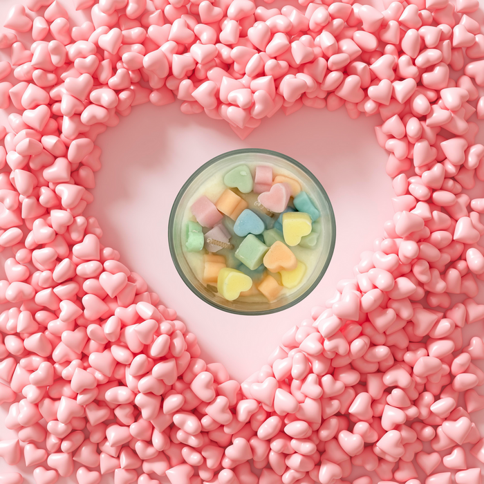 شمعة Be Mine من الشمع الطبيعي 100% بعبير المانجو لجو مريح وطويل الأمد