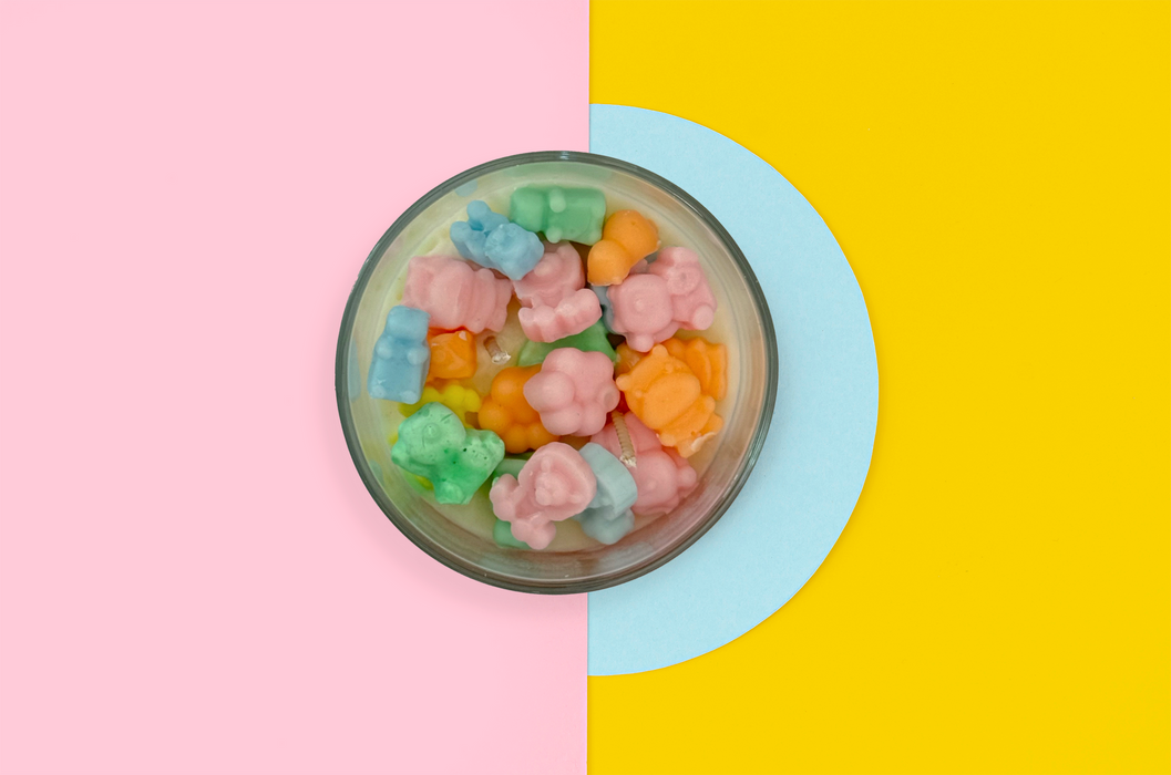 شمعة Zoo Land من شمع الصويا 100% برائحة توابل اليقطين لأجواء مريحة ومتألقة