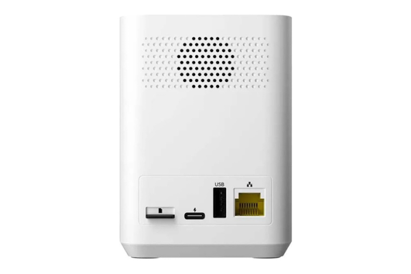 An internal unit that acts as a control and connection center for Xiaomi's outdoor cameras, enhancing connectivity and performance. For the BW400 Pro model only, it connects to the internet, provides storage, and provides information security.